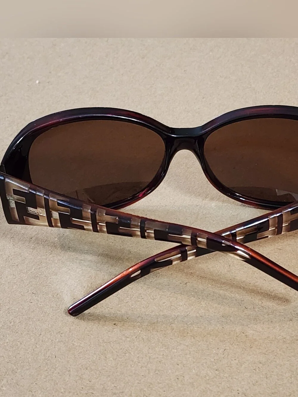 Fendi Sunglasses Two Tone Tortoise Shell FS407 238  57 14 125 Side Logos Vintage